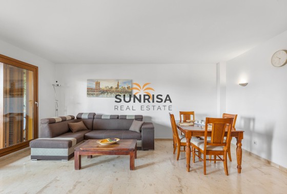 Appartement · Herverkoop - Torrevieja · Punta Prima · Alicante · Spanje