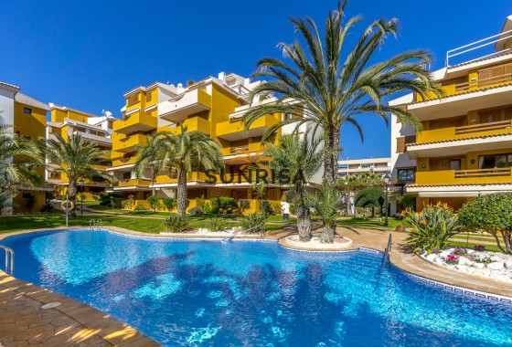 Appartement · Herverkoop - Torrevieja · Punta Prima · Alicante · Spanje