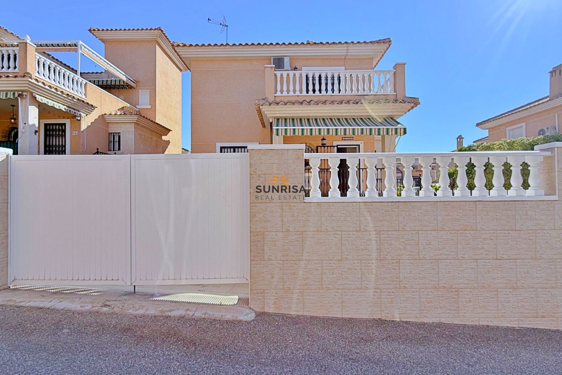 Reventa - Villa - Orihuela