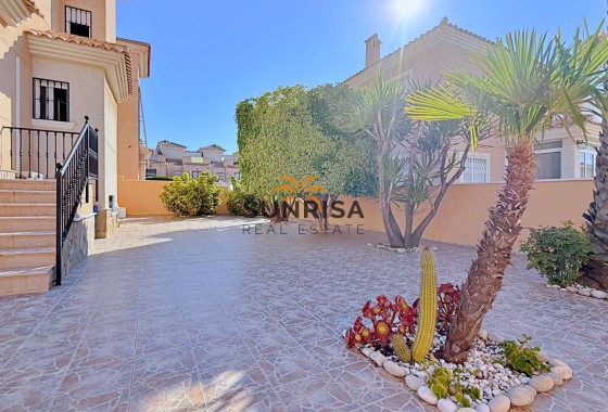 Villa · Reventa - Orihuela · Orihuela Costa · Alicante · España