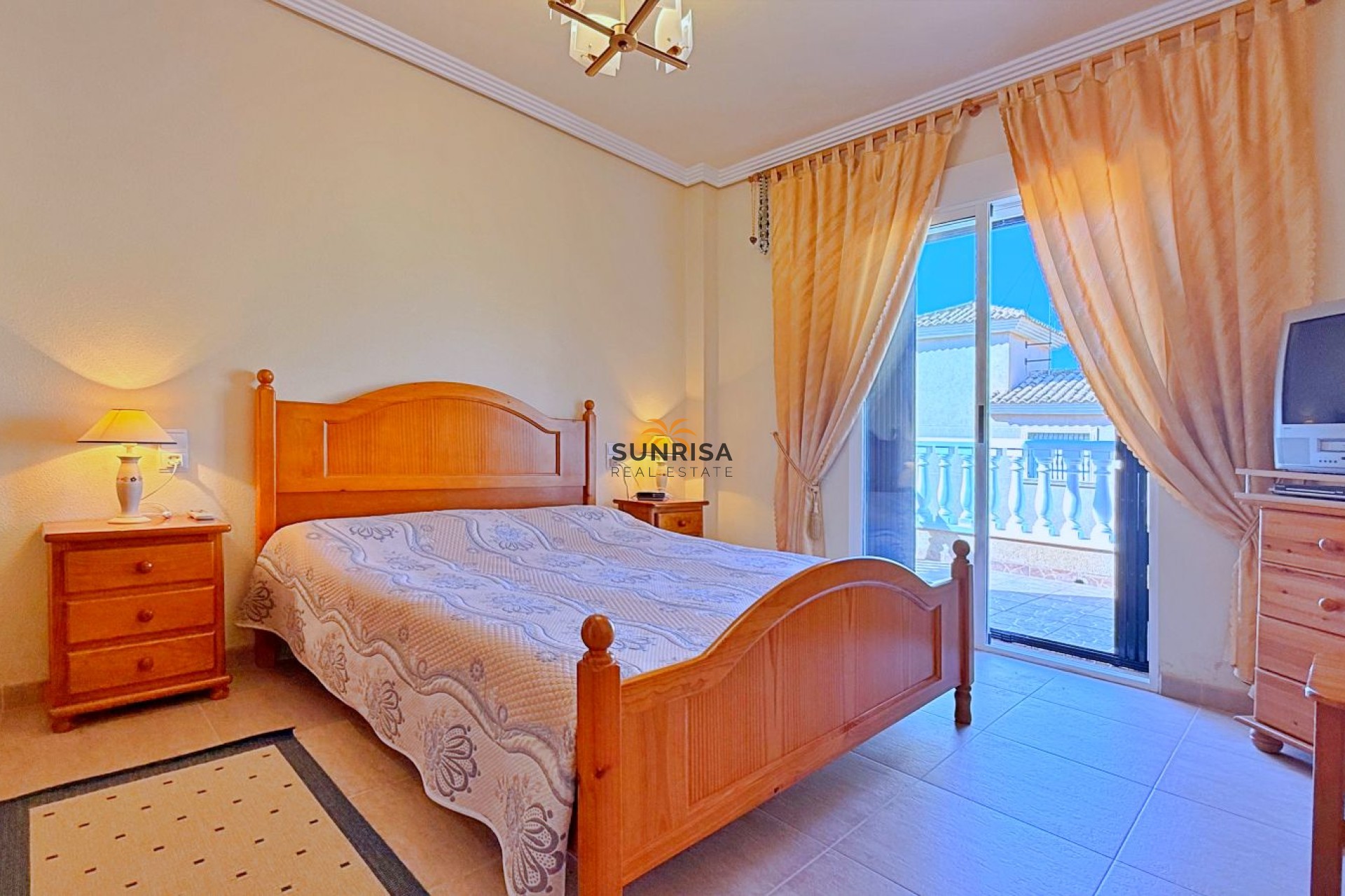 Reventa - Villa - Orihuela