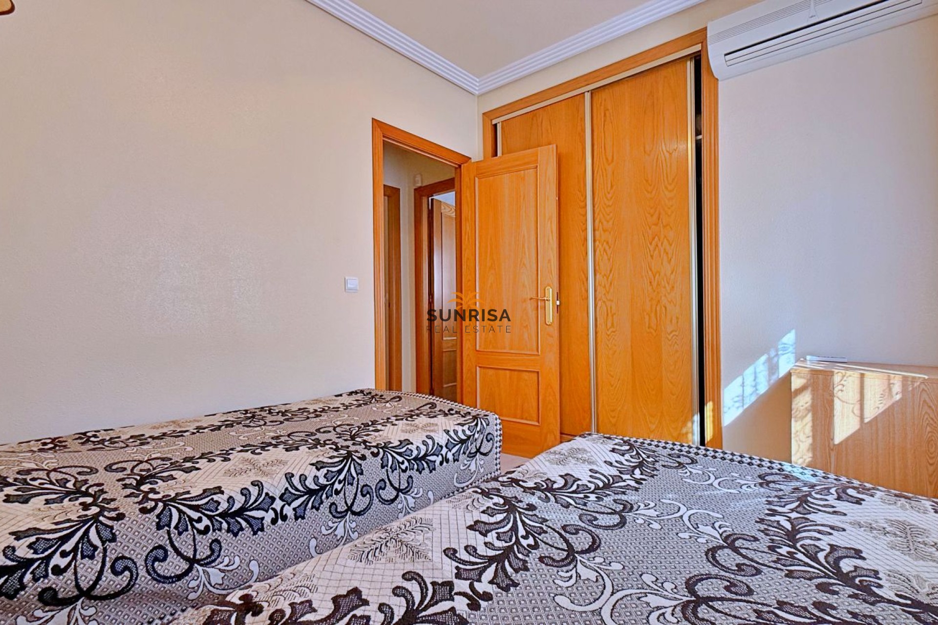 Reventa - Villa - Orihuela