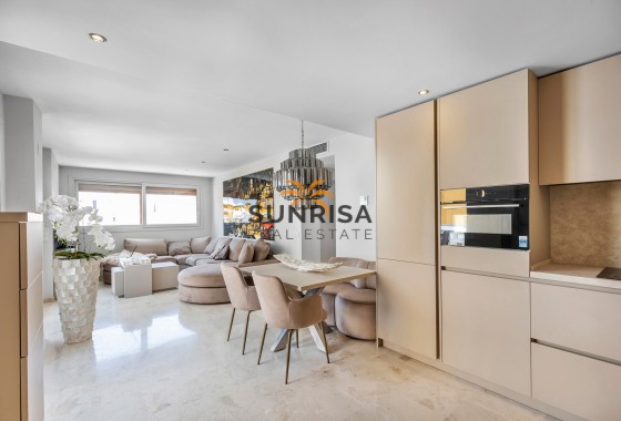 Appartement · Herverkoop - Torrevieja · Punta Prima · Alicante · Spanje