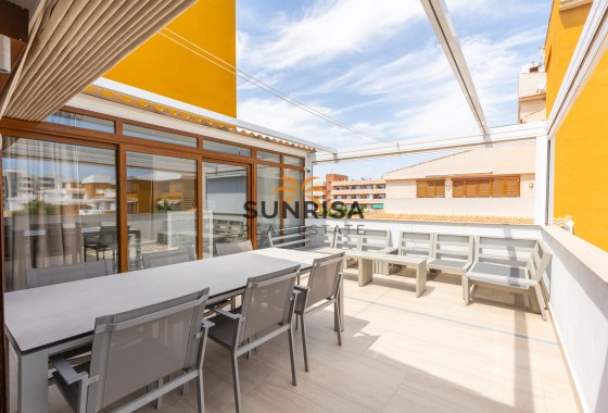 Appartement · Herverkoop - Torrevieja · Punta Prima · Alicante · Spanje