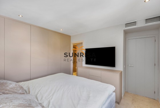 Appartement · Herverkoop - Torrevieja · Punta Prima · Alicante · Spanje
