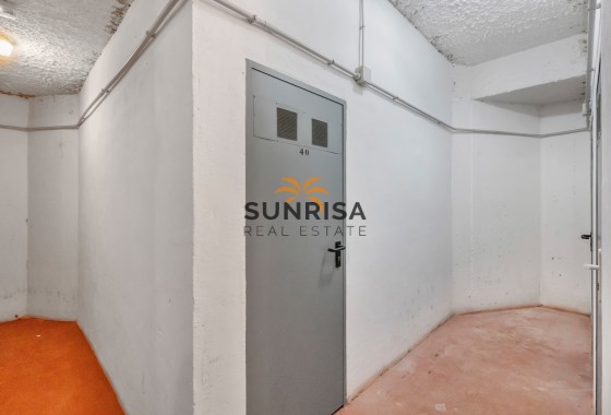 Appartement · Herverkoop - Torrevieja · Punta Prima · Alicante · Spanje