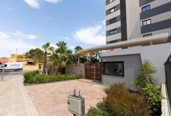 Appartement · Herverkoop - Torrevieja · Punta Prima · Alicante · Spanje