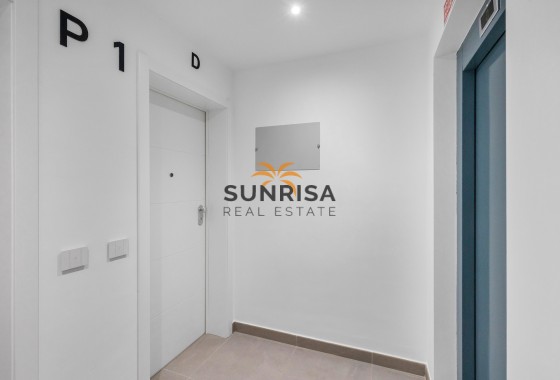 Appartement · Herverkoop - Torrevieja · Punta Prima · Alicante · Spanje