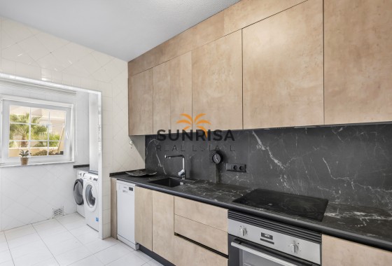 Apartment · Resale - Guardamar del Segura · Alicante · Spain