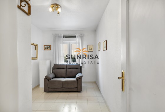 Apartment · Resale - Guardamar del Segura · Alicante · Spain