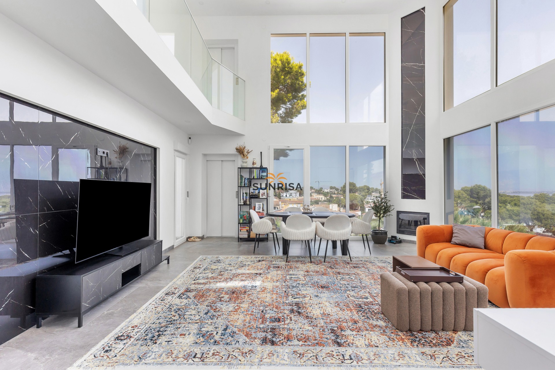 Resale - Villa - Torrevieja