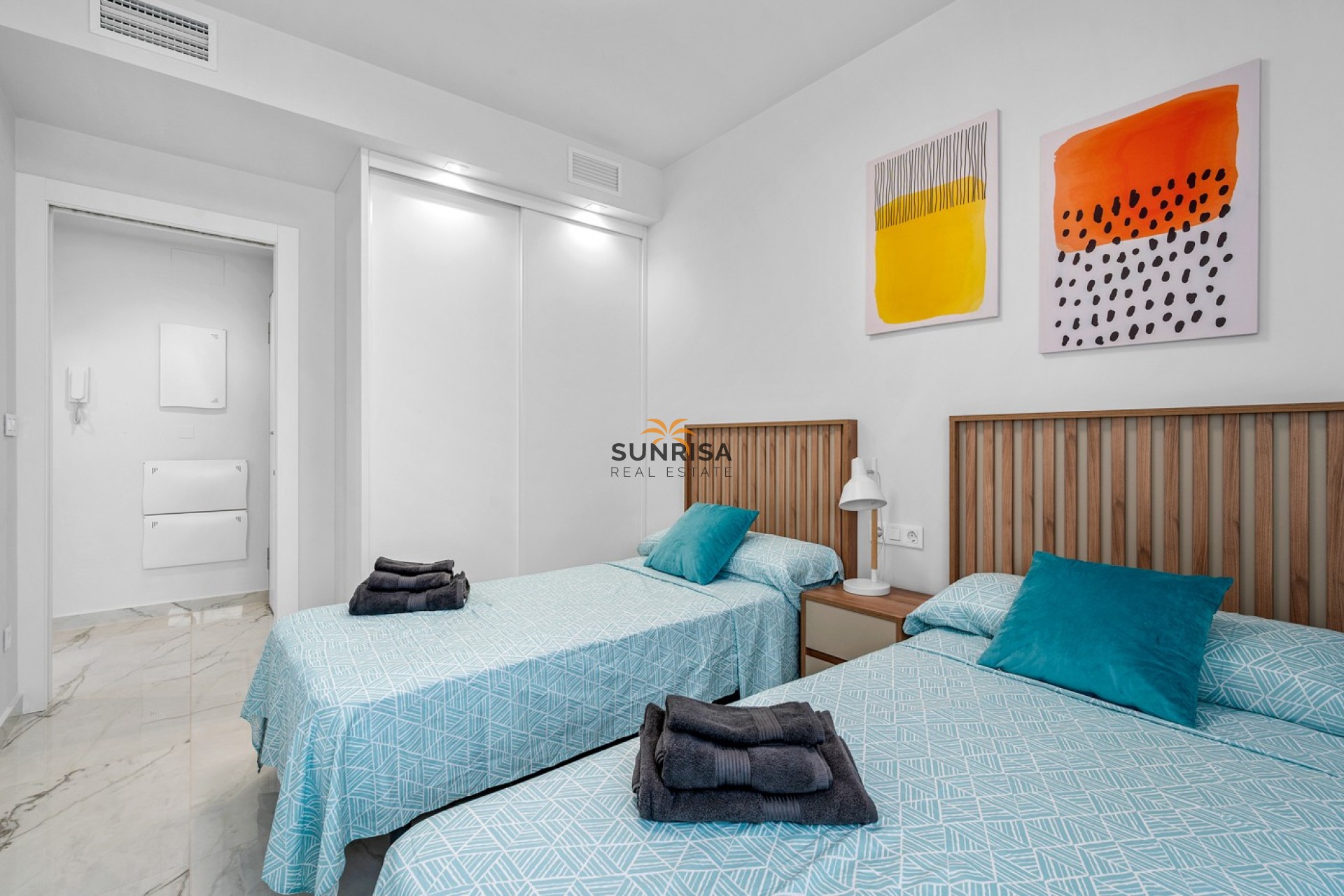 Resale - Apartment - Orihuela Costa