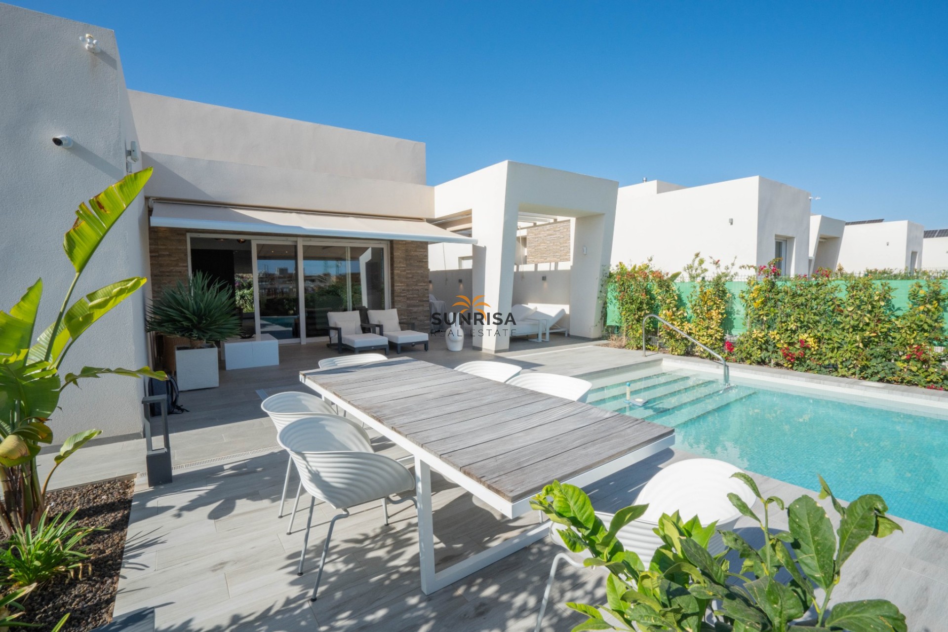 Resale - Villa - Algorfa