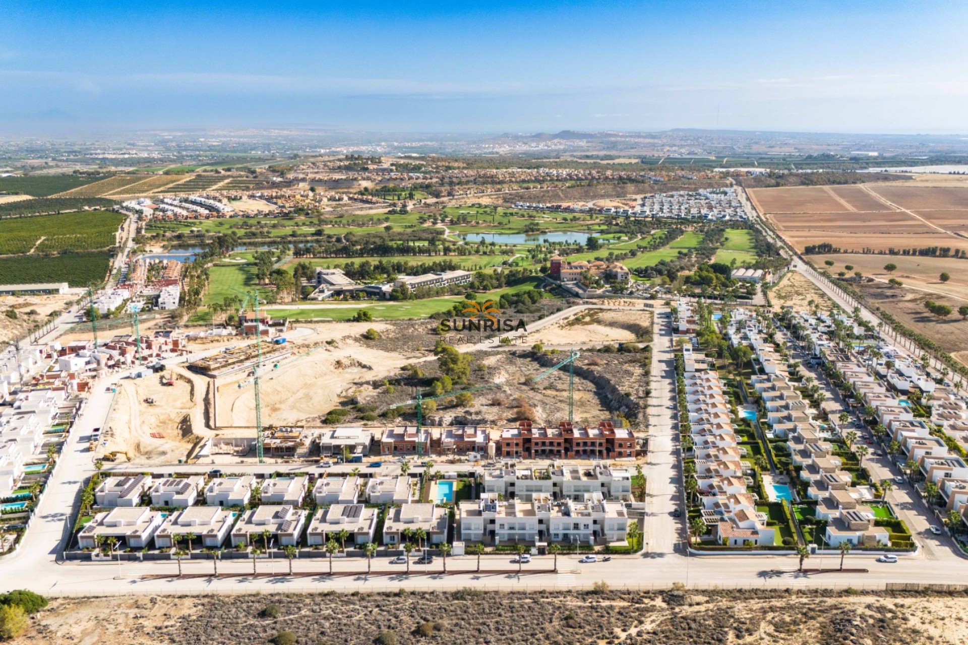 Resale - Villa - Algorfa