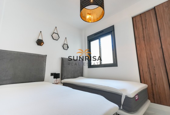 Apartamento · Reventa - Torrevieja · Alicante · España