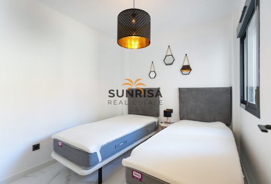 Apartamento · Reventa - Torrevieja · Alicante · España