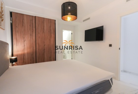 Apartamento · Reventa - Torrevieja · Alicante · España