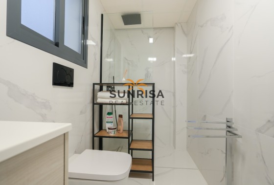 Apartamento · Reventa - Torrevieja · Alicante · España