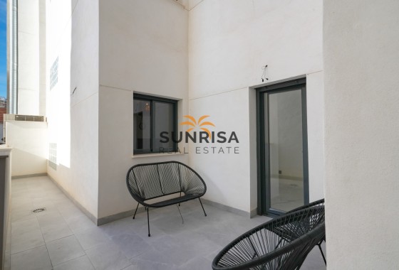 Apartamento · Reventa - Torrevieja · Alicante · España