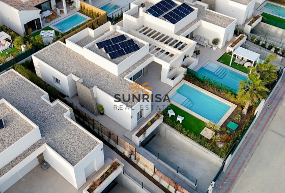 Villa · Herverkoop - Algorfa · La Finca Golf Resort · Alicante · Spanje