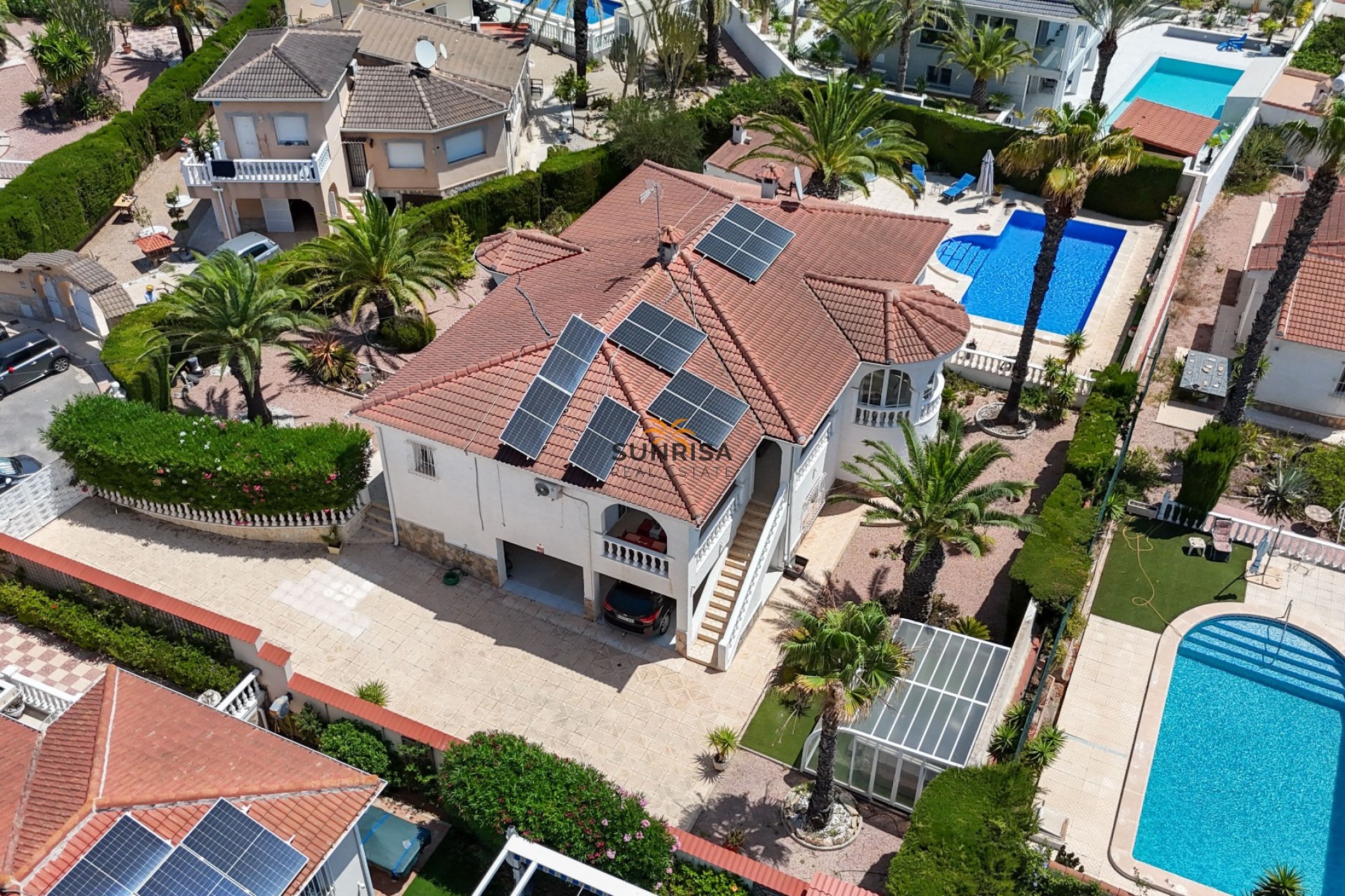 Resale - Townhouse - Ciudad Quesada