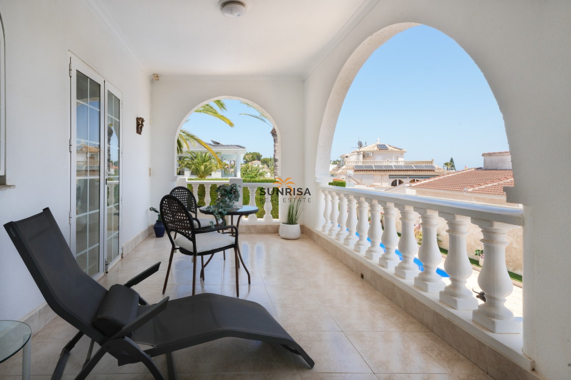Resale - Townhouse - Ciudad Quesada