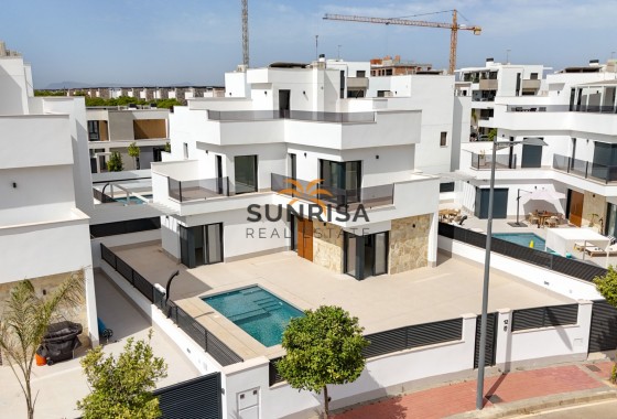 Villa · Revente - Torre Pacheco · Santa Rosalia Lake And Life Resort · Murcia · Espagne