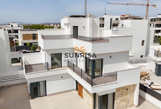 Villa · Revente - Torre Pacheco · Santa Rosalia Lake And Life Resort · Murcia · Espagne