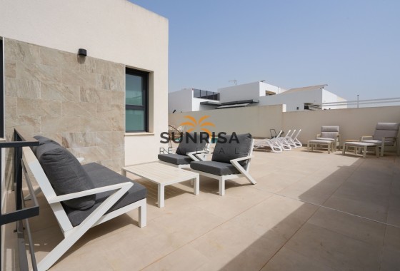 Villa · Herverkoop - Daya Nueva · Alicante · Spanje