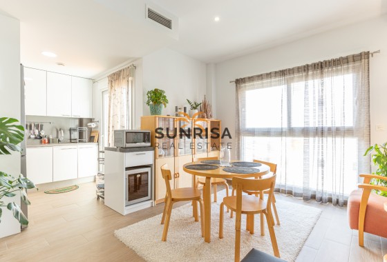 Appartement · Herverkoop - Torrevieja · Nueva Torrevieja · Alicante · Spanje