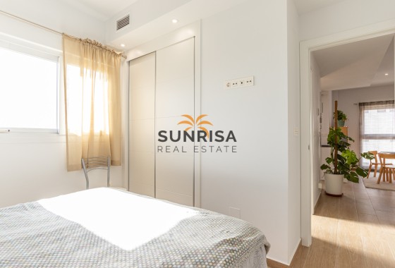 Appartement · Herverkoop - Torrevieja · Nueva Torrevieja · Alicante · Spanje