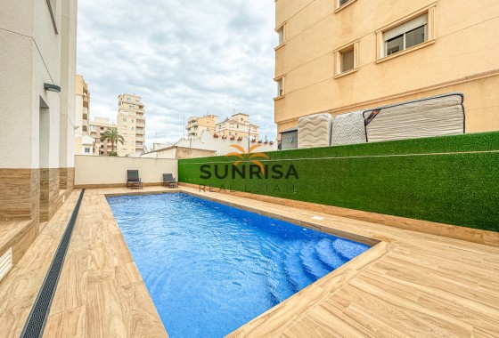 Appartement · Herverkoop - Torrevieja · Nueva Torrevieja · Alicante · Spanje