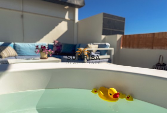 Bungalow · Resale - Los Altos · Alicante · Spain