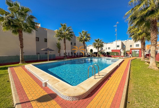 Bungalow · Resale - Los Altos · Alicante · Spain