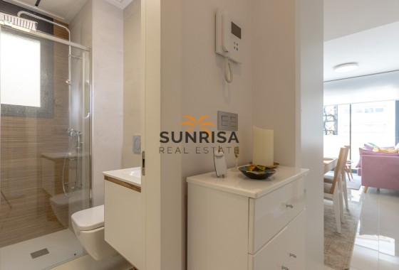 Apartamento · Reventa - Torrevieja · Alicante · España