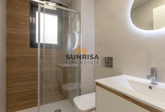 Apartamento · Reventa - Torrevieja · Alicante · España