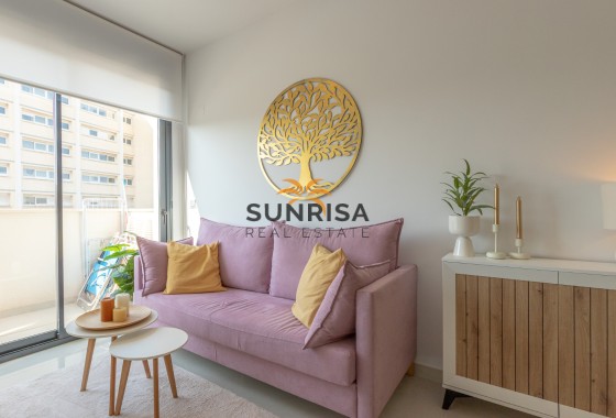 Apartamento · Reventa - Torrevieja · Alicante · España