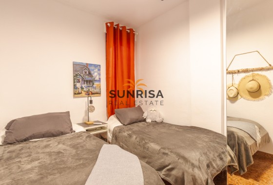 Apartamento · Reventa - Torrevieja · Alicante · España