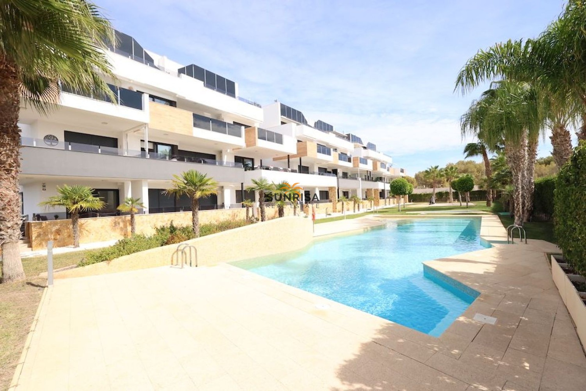 Resale - Apartment - Orihuela Costa