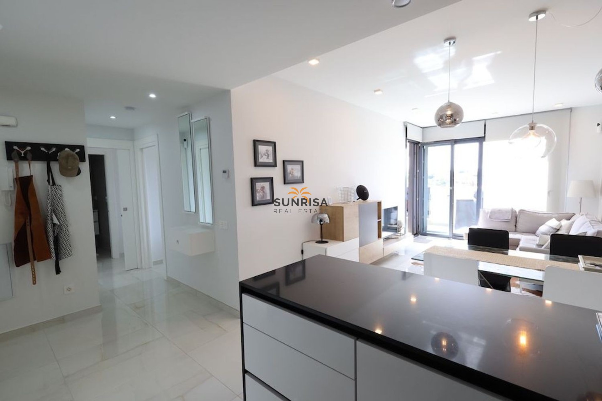 Resale - Apartment - Orihuela Costa