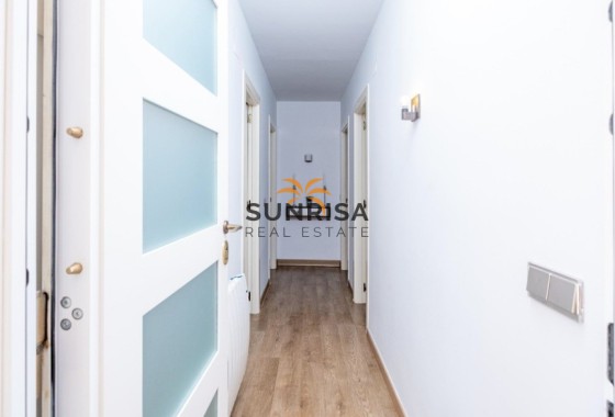 Villa · Revente - San Fulgencio · Alicante · Espagne