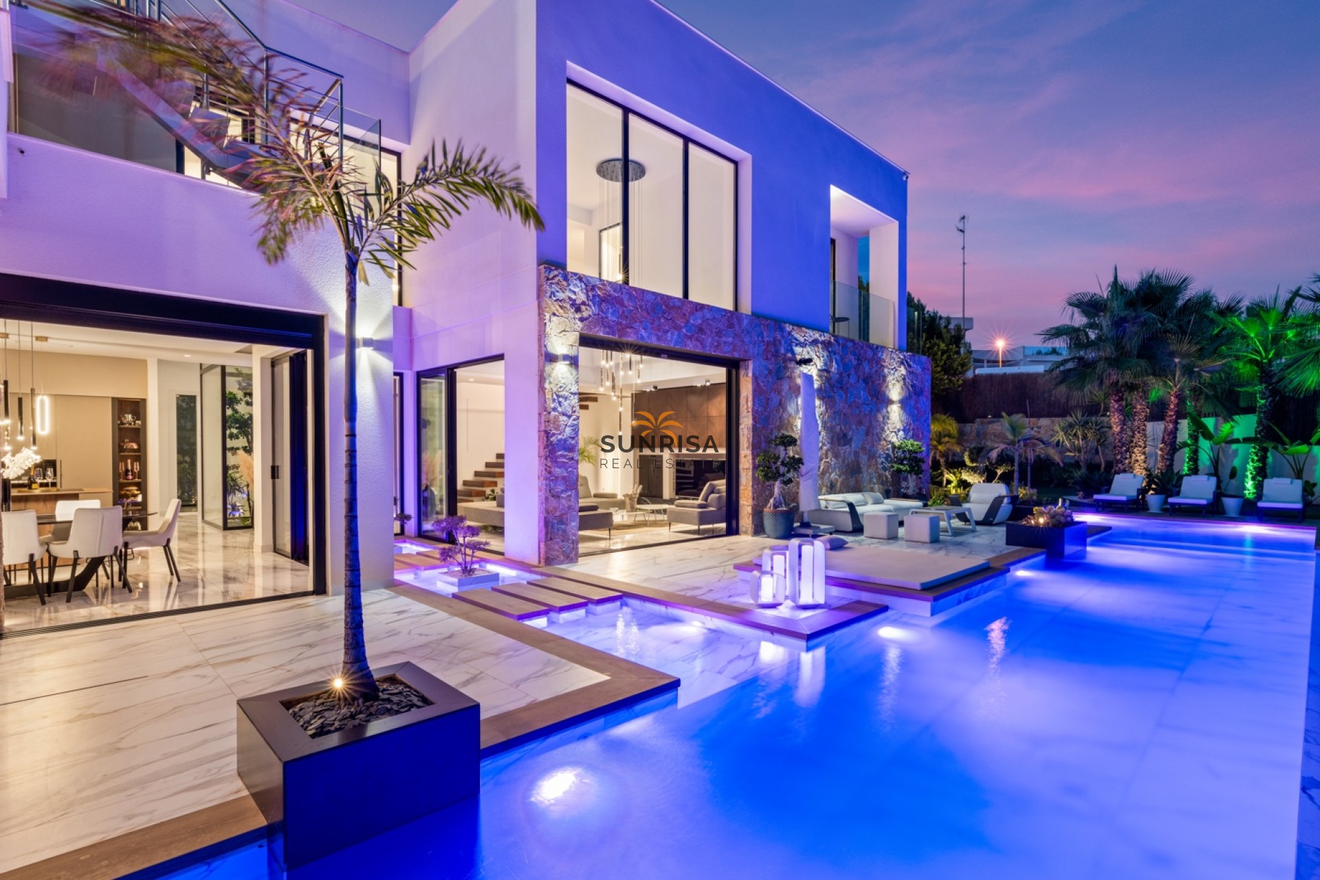 Resale - Villa - Orihuela Costa