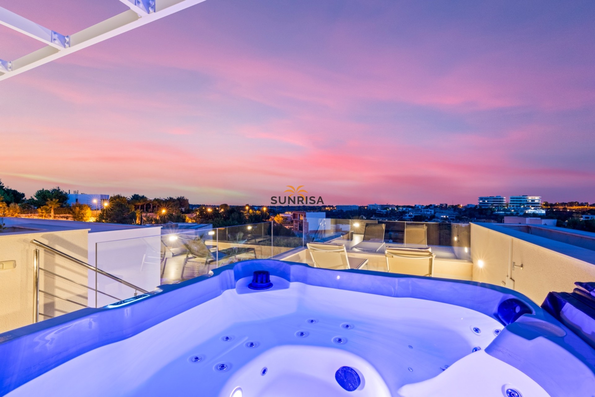 Resale - Villa - Orihuela Costa