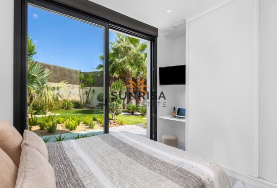 Villa · Revente - Orihuela Costa · Las Colinas Golf · Alicante · Espagne