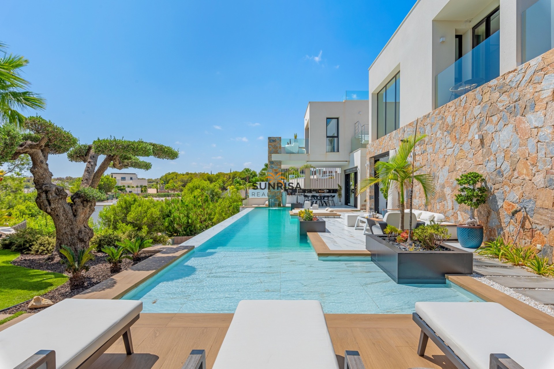 Resale - Villa - Orihuela Costa