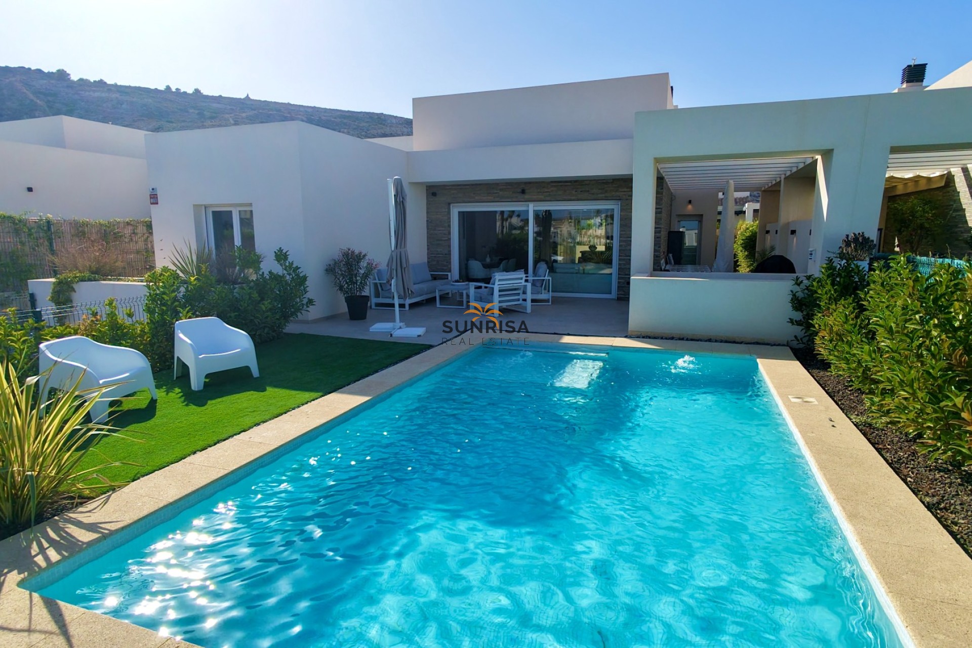 Herverkoop - Villa - Algorfa