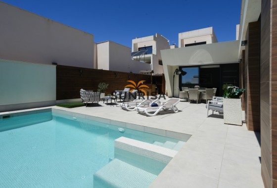 Villa · Revente - Benijofar · Alicante · Espagne