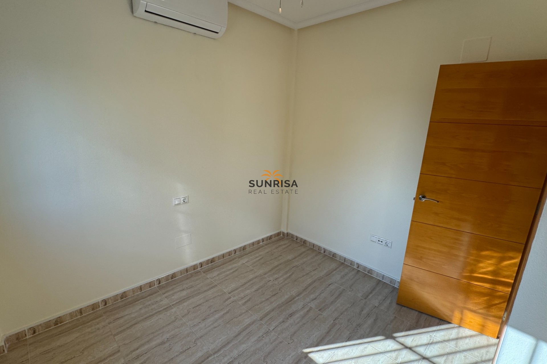 Revente - Villa - Ciudad Quesada