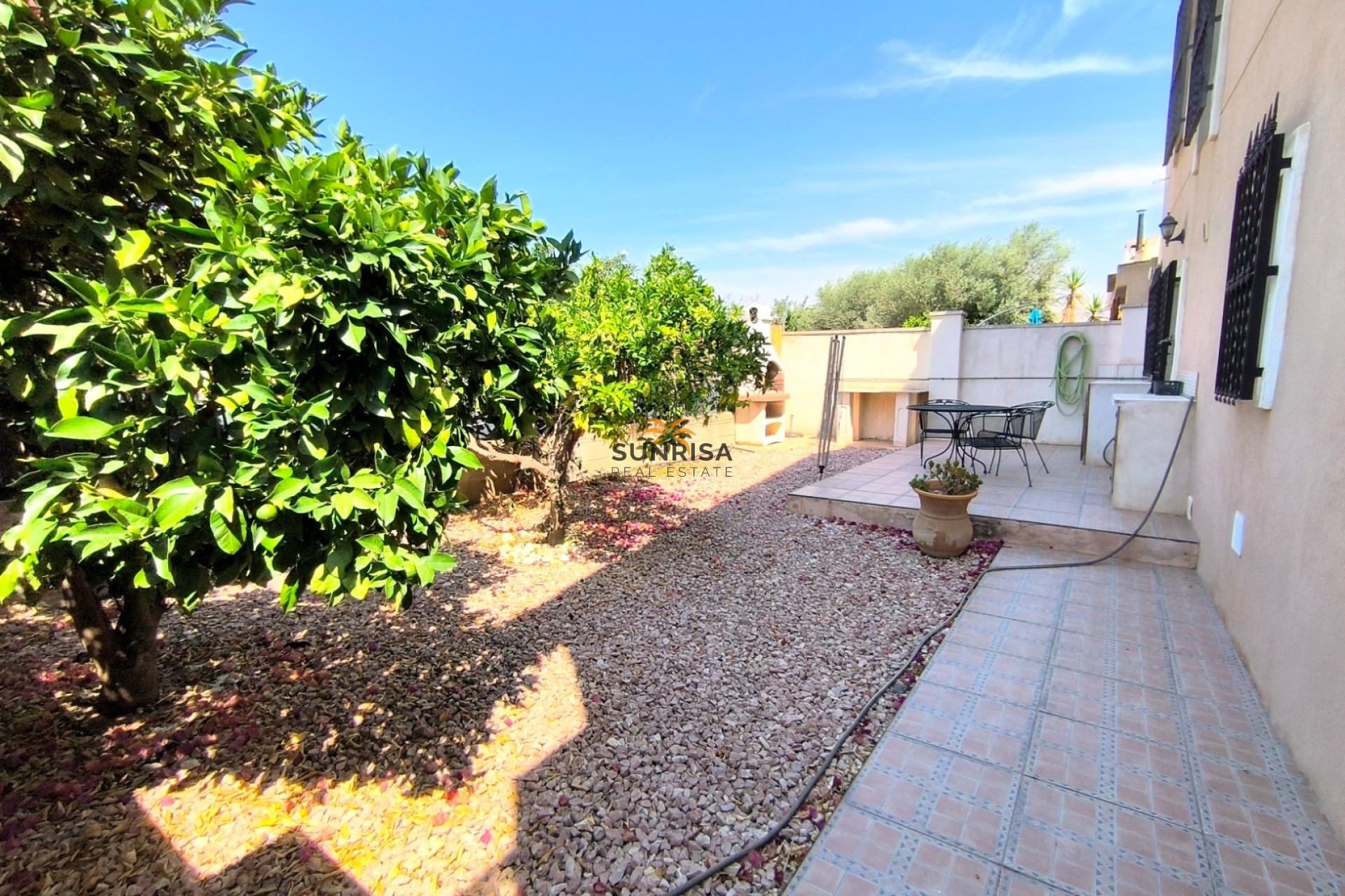 Revente - Finca - Albatera