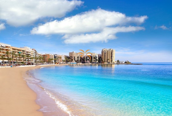 Apartamento · Reventa - Torrevieja · Alicante · España